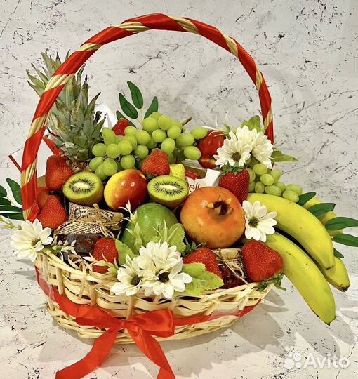 Фруктовые корзины, съедобные букеты, подарок