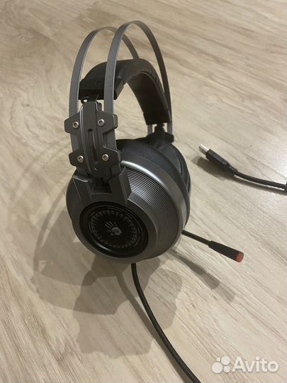 Игровые наушники с микрофоном