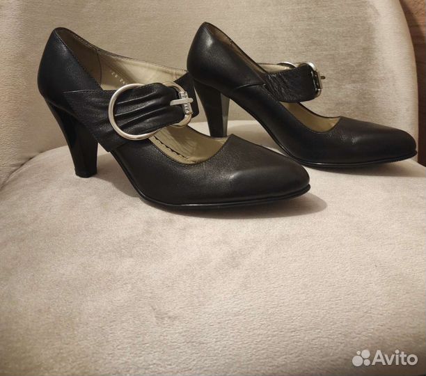 Туфли женские 38 размер