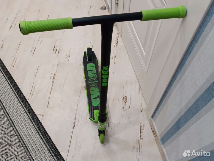 Трюковой самокат