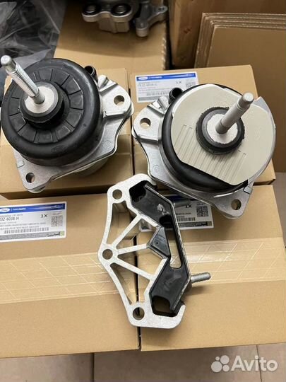 Подушка двигателя Ford Mustang 2015 - 2022