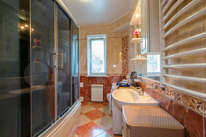 3-к. квартира, 68,8 м², 1/3 эт.