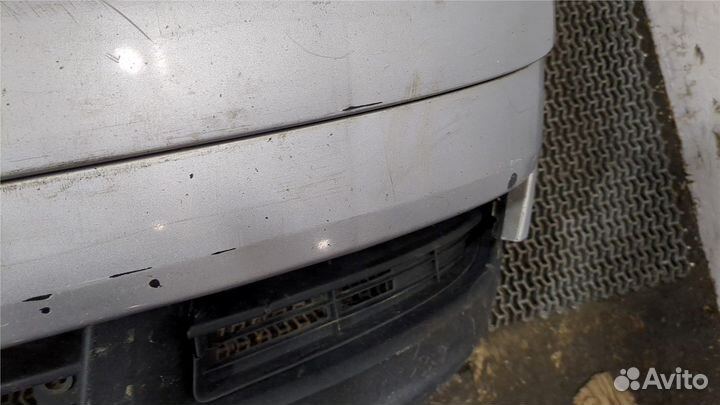 Бампер Volkswagen Caddy, 2009