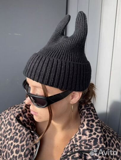 Шапка с рожками вязаная бини ручная работа