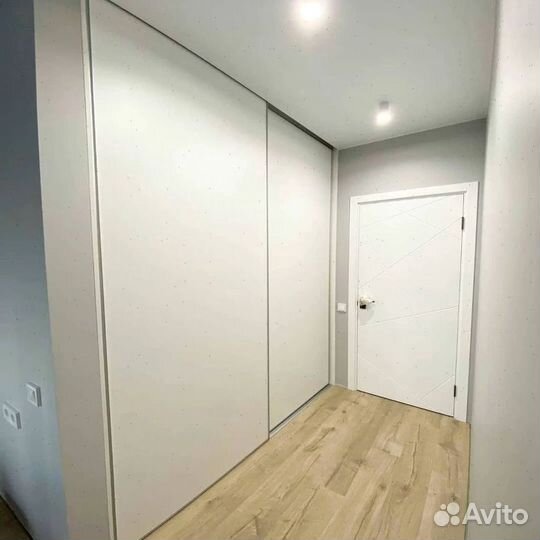 Двери купе с направляющими