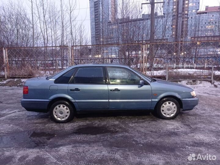 Volkswagen Passat 2.0 МТ, 1994, 220 000 км