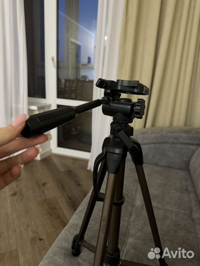 Штатив hama Star-61