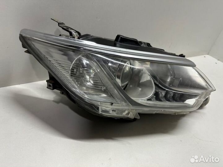 Фара адаптивная передняя правая Toyota Camry V55