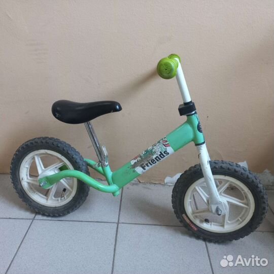 Беговел для малышей от 3 лет