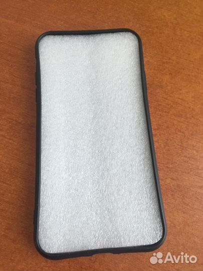 Чехол на iPhone 11