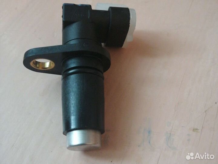 Датчик скорости кпп ZF JCB 400/10037