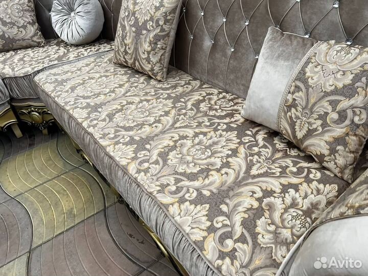 Угловой диван Елизавета