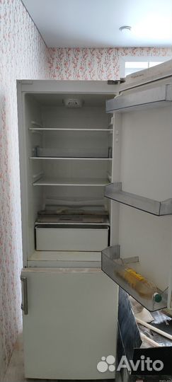 Холодильник двухкамерный бу Candy