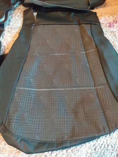 Продам чехлы Лада Веста