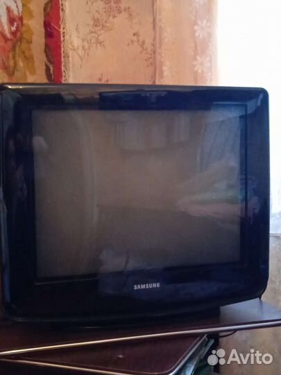 Телевизор samsung