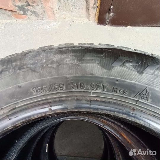 Pirelli Ice Zero 185/65 R15