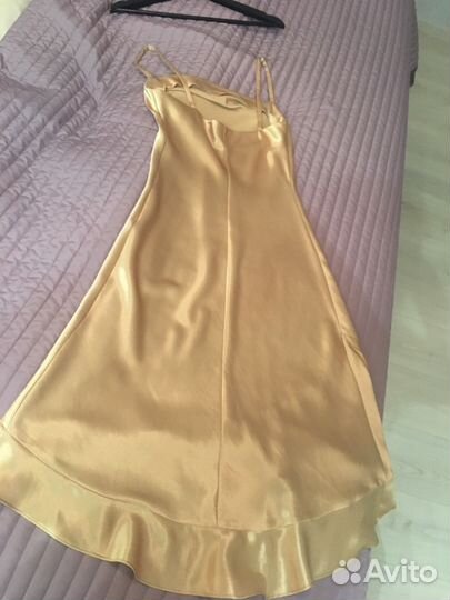 Платье вечернее