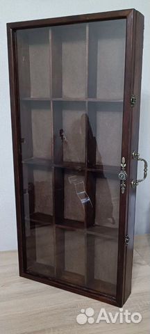 Витрина для колекции кукол,игрушек,статуэток