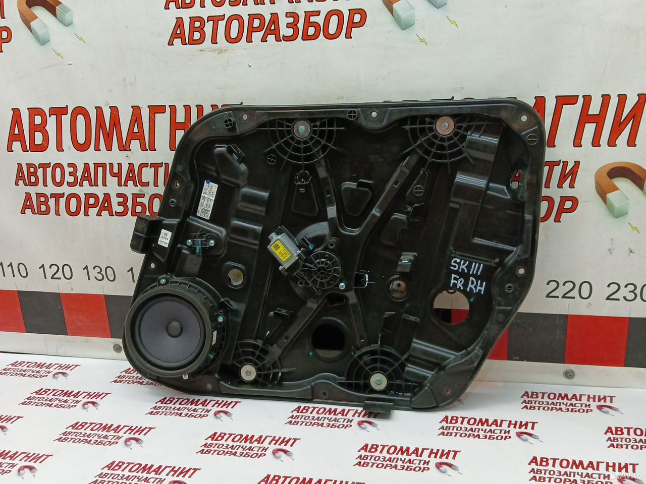 Стеклоподьемник передний правый Киа Соул 3 SK3