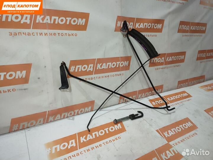 Крепление запаски Mitsubishi Outlander 2 2008