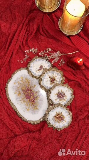 Подарок на новый год девушке