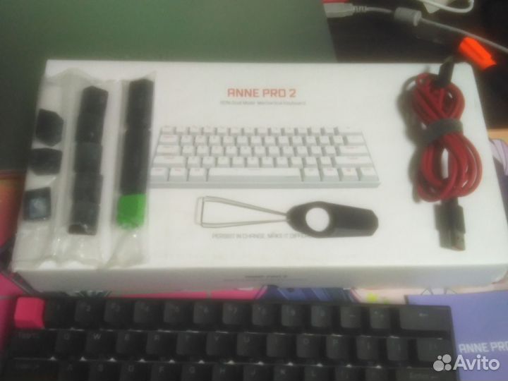 Механическая клавиатура anne pro 2