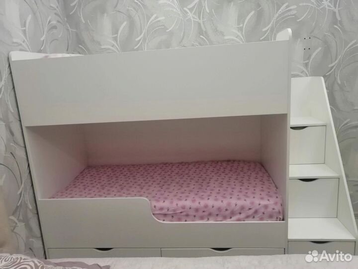 Двухъярусная кровать бу