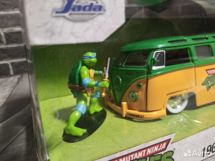 Модель Hollywood Rides 1:24 tmnt
