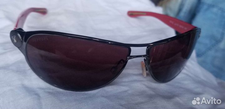 Очки сонцезащитные,Италия Ferrari