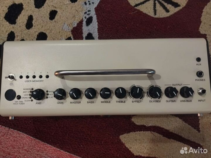 Комбоусилитель Yamaha thr10