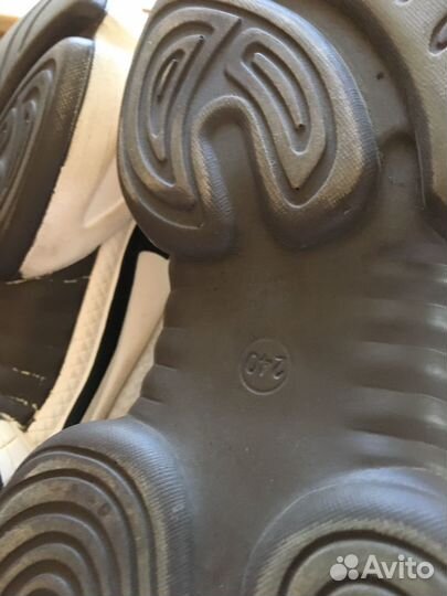 Кроссовки женские 38 размер