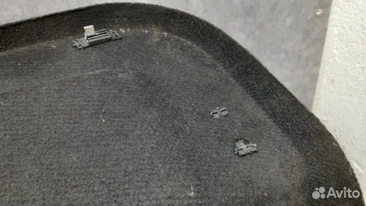 Обшивка крышки багажника Volkswagen Passat B6 2.0