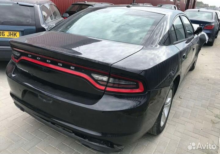 Dodge Charger 2016 г на запчасти