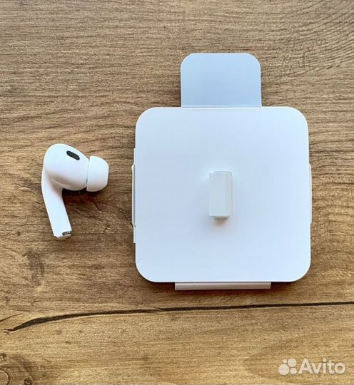 AirPods Pro 2 левый наушник оригинал type c