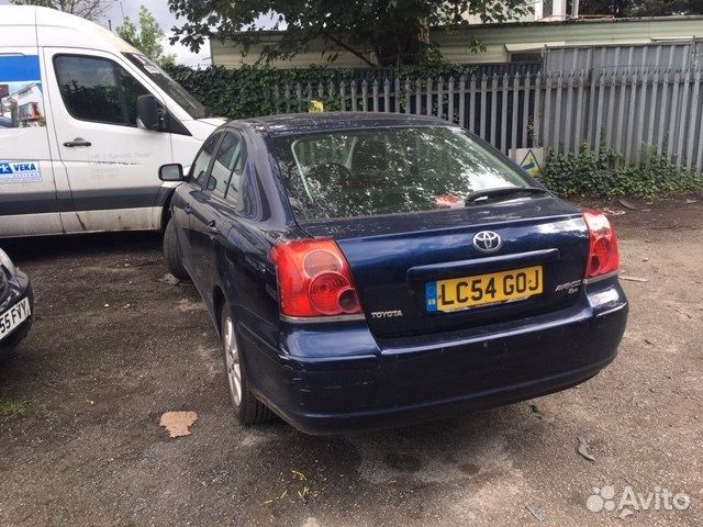 Разбор на запчасти Toyota Avensis 2