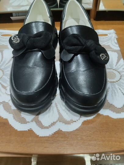 Детские туфли
