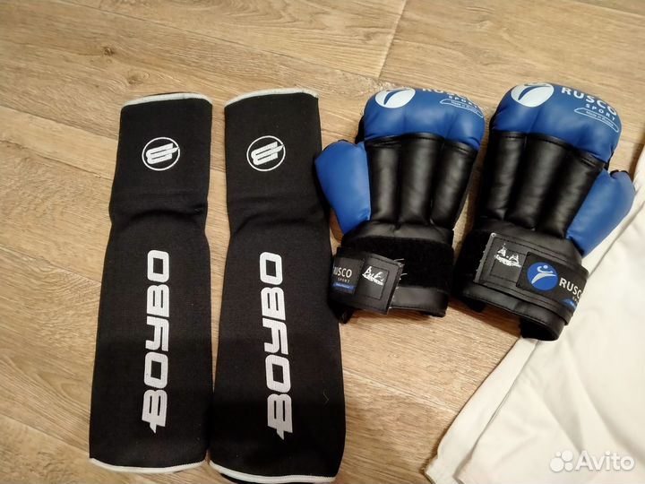 Набор для занятий смешными единоборствамм