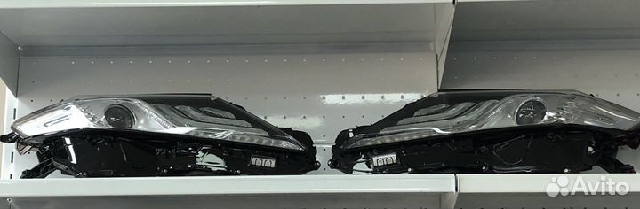 Фары на Toyota Camry 70