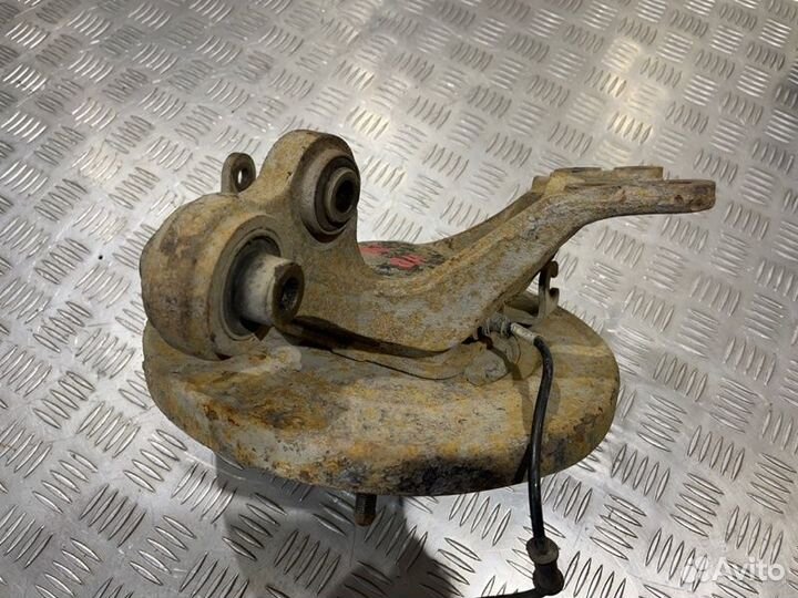 Задний Кулак задний левый Hyundai Elantra HD G4FC