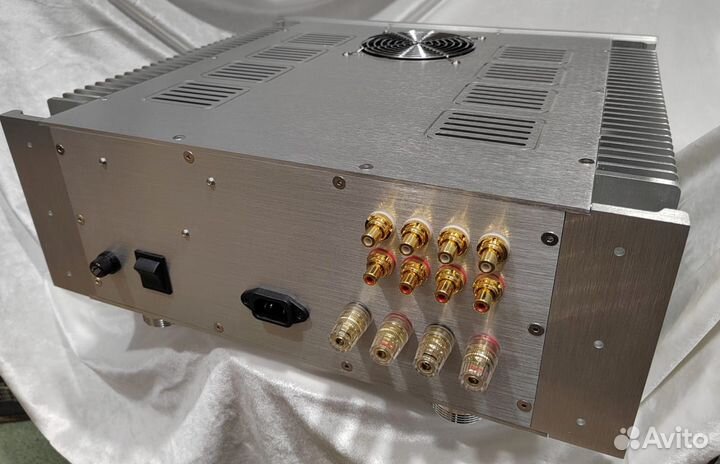 Усилитель интегральный гибридный Electrotone 200Вт