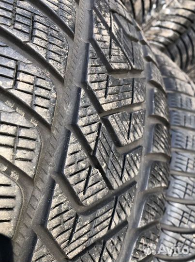 Pirelli Scorpion Winter 235/65 R17