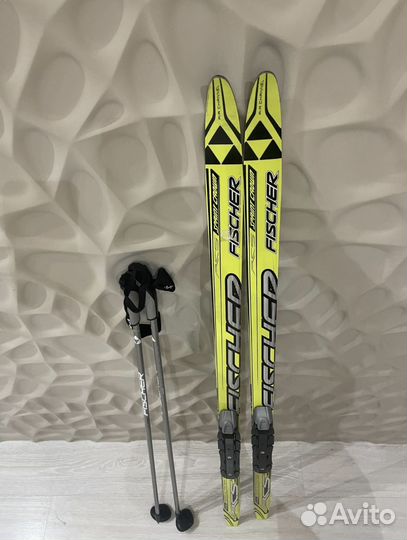 Лыжи беговые Fisher + палки + ботинки