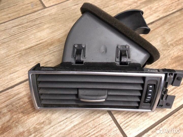 Дефлектор воздушный Audi A6 С6 2006