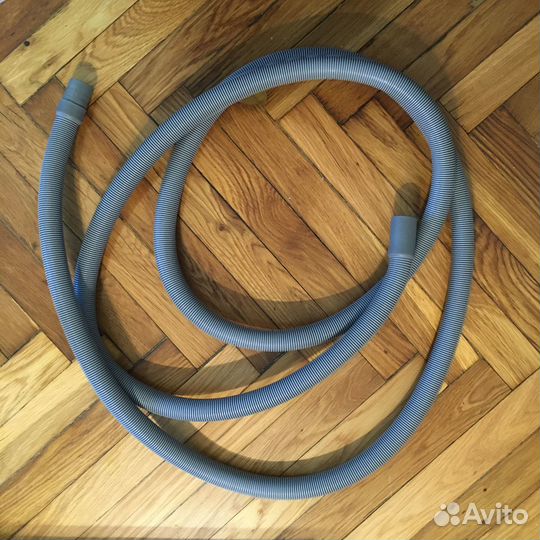 Сливной и заливной шланги для стиральной машины