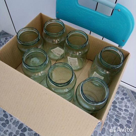 Новые банки стеклянные