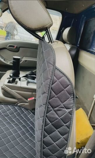 С боковой защитой накидка