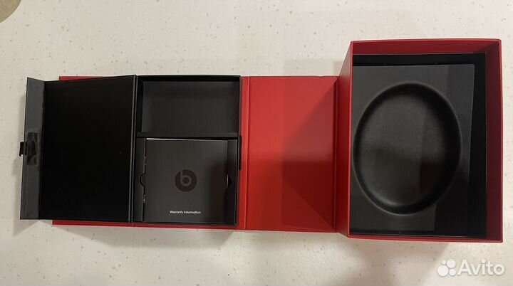 Оригинальная коробка от наушников beats бу