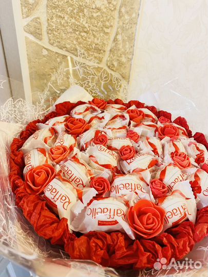 Букет из рафаэлло на 1 сентября