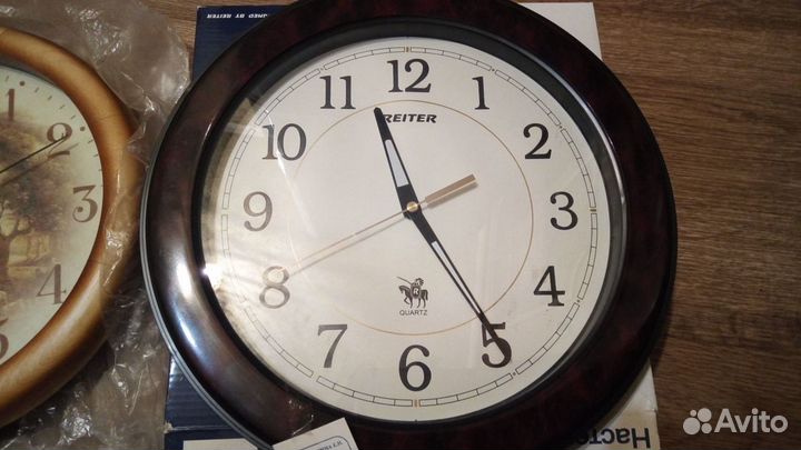 Часы настенные