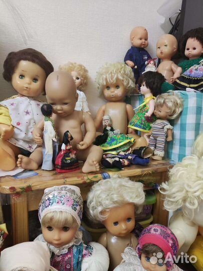 Кукла старая